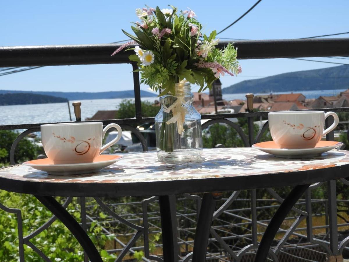 Villa Bilota Trogir Buitenkant foto