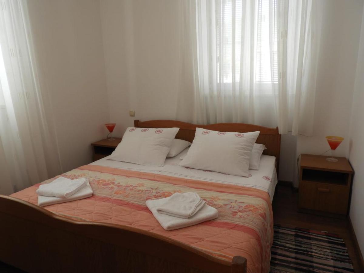 Villa Bilota Trogir Buitenkant foto
